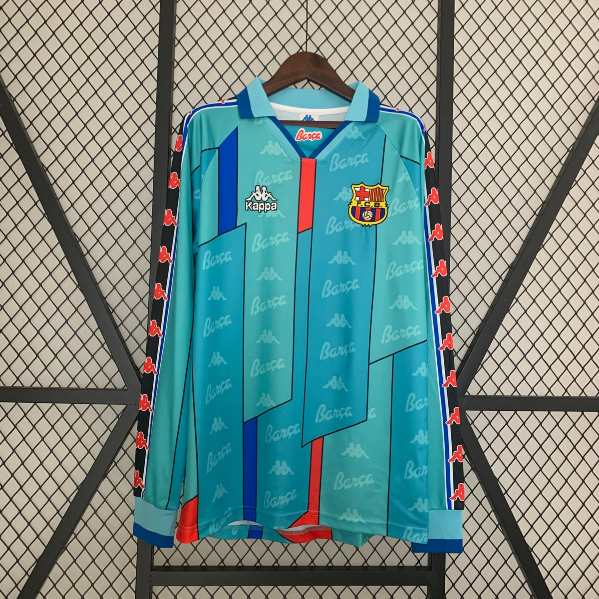 VISITANTE 1996/97 · barcelona · Vista y detalles