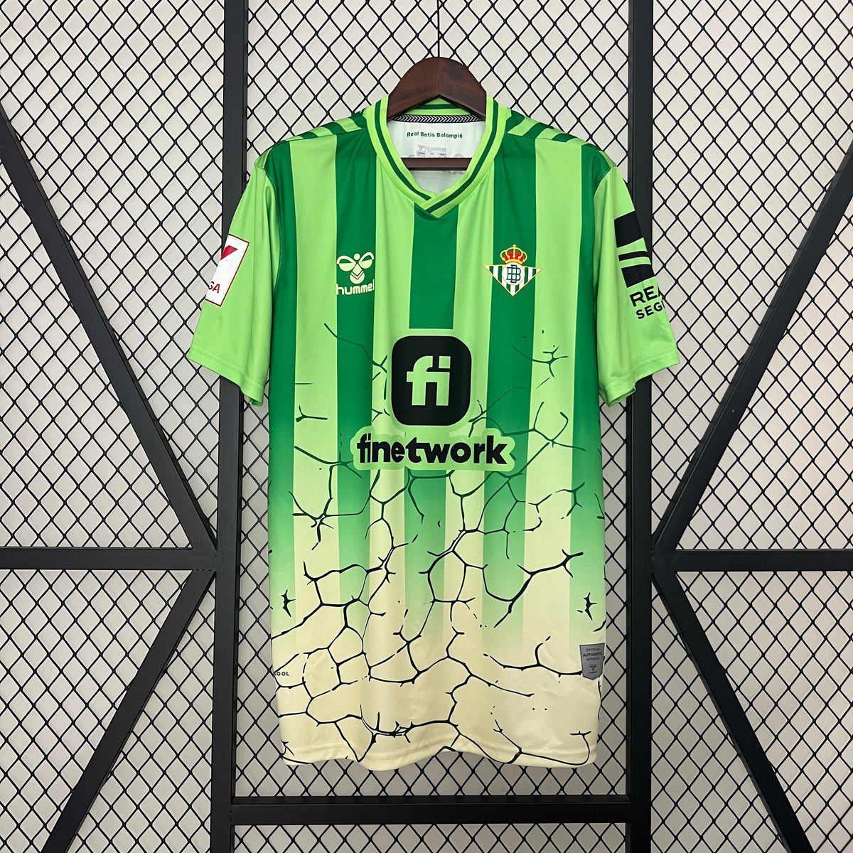 EDICIÓN ESPECIAL 2024/25 · real betis · Vista y detalles
