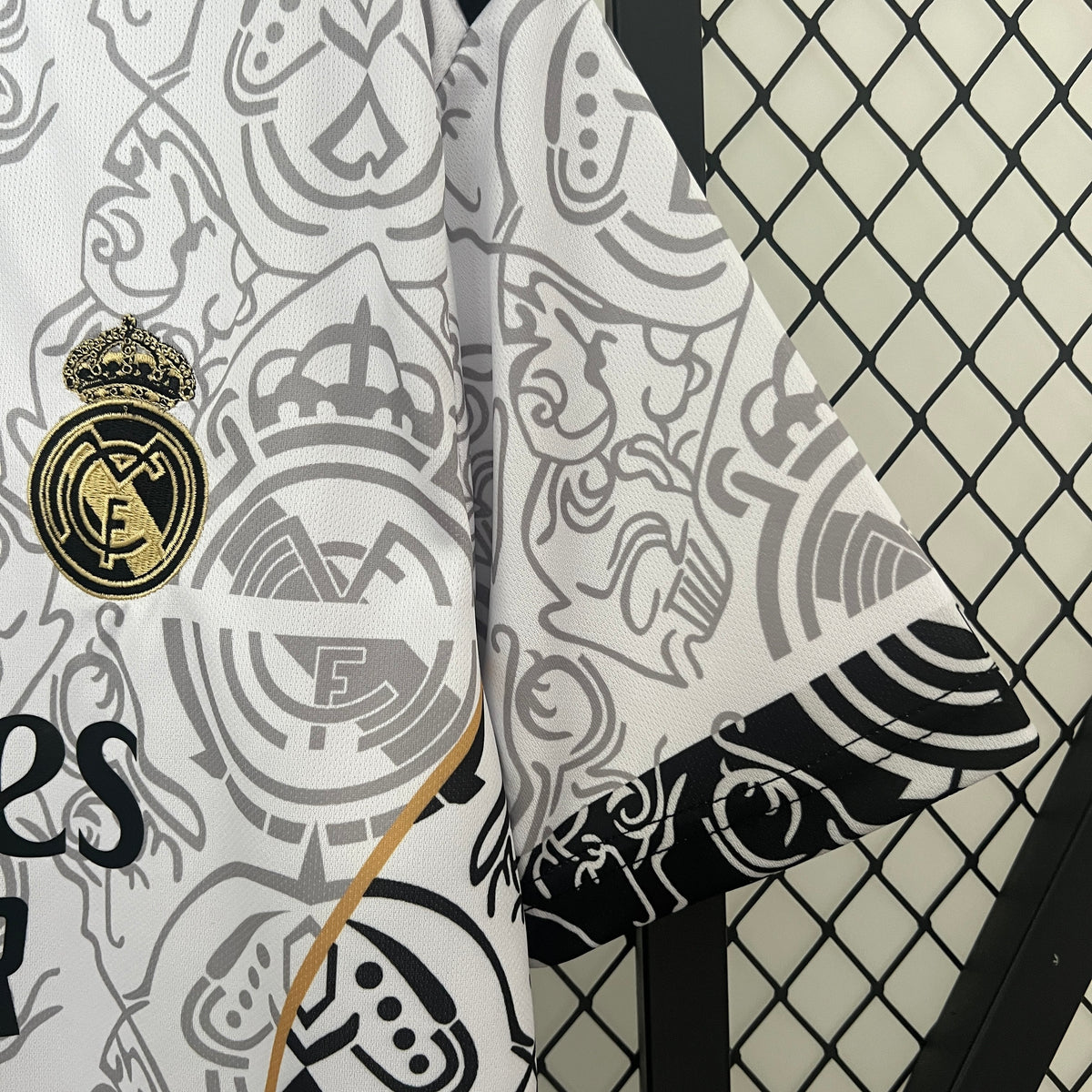 EDICIÓN ESPECIAL 2024/25 · real madrid · Vista y detalles