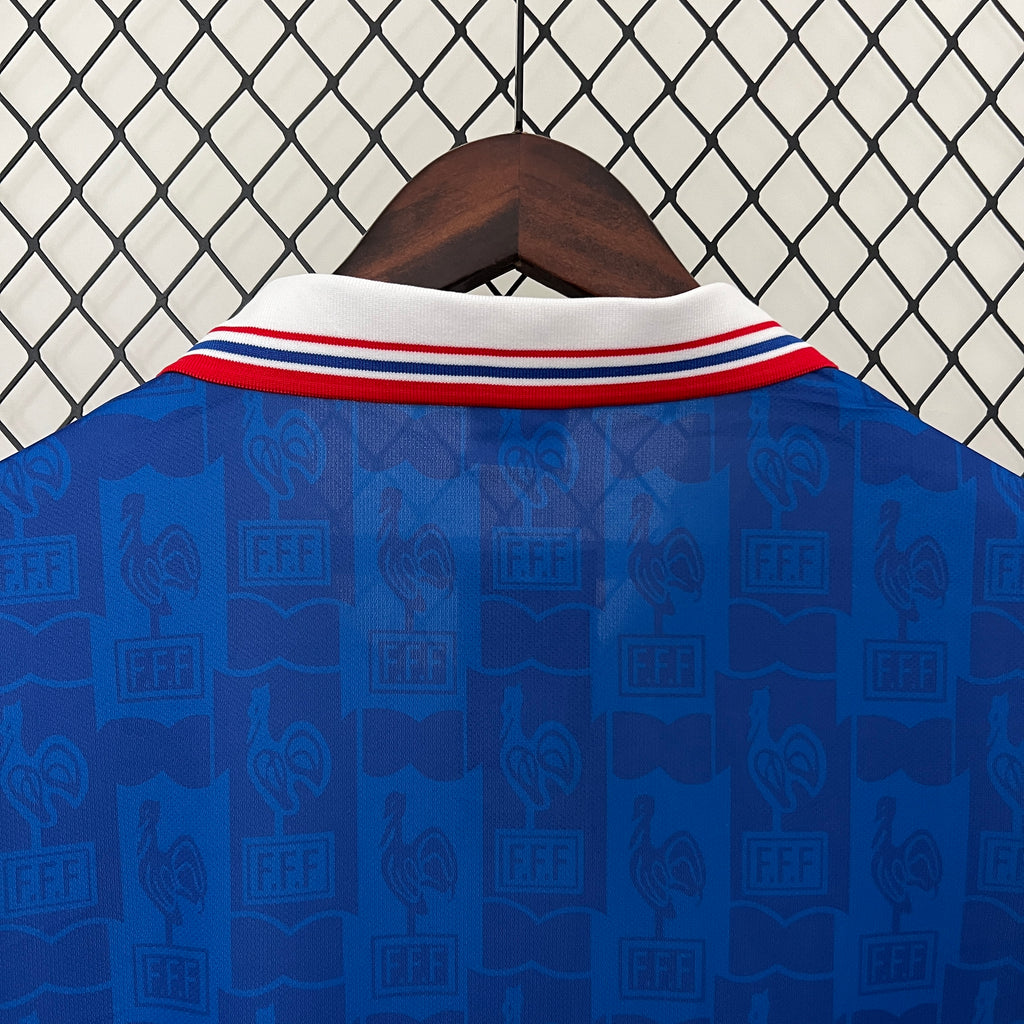 LOCAL 1996 · francia · Vista y detalles