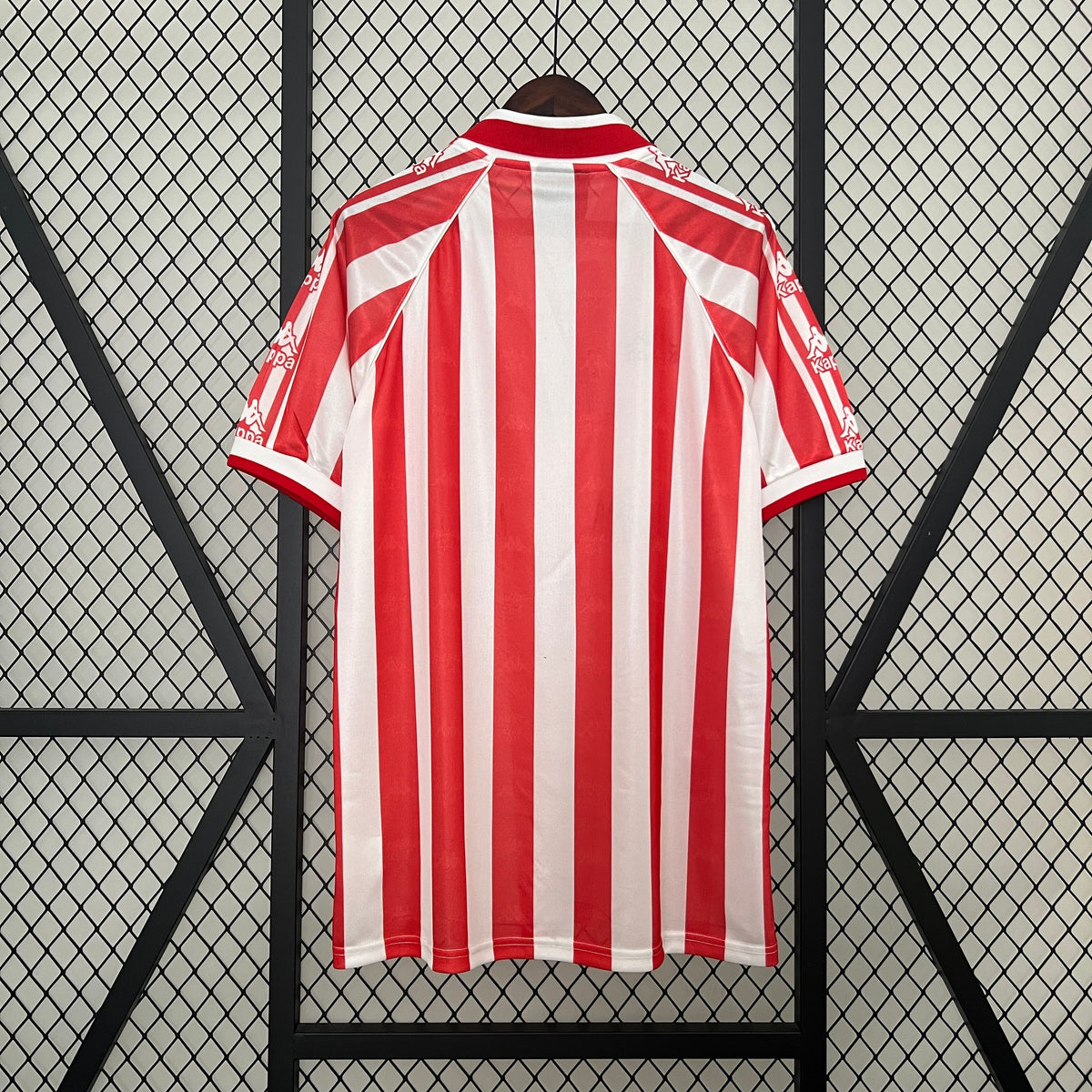 LOCAL 1998 · EDICIÓN ESPECIAL · athletic club · Vista trasera