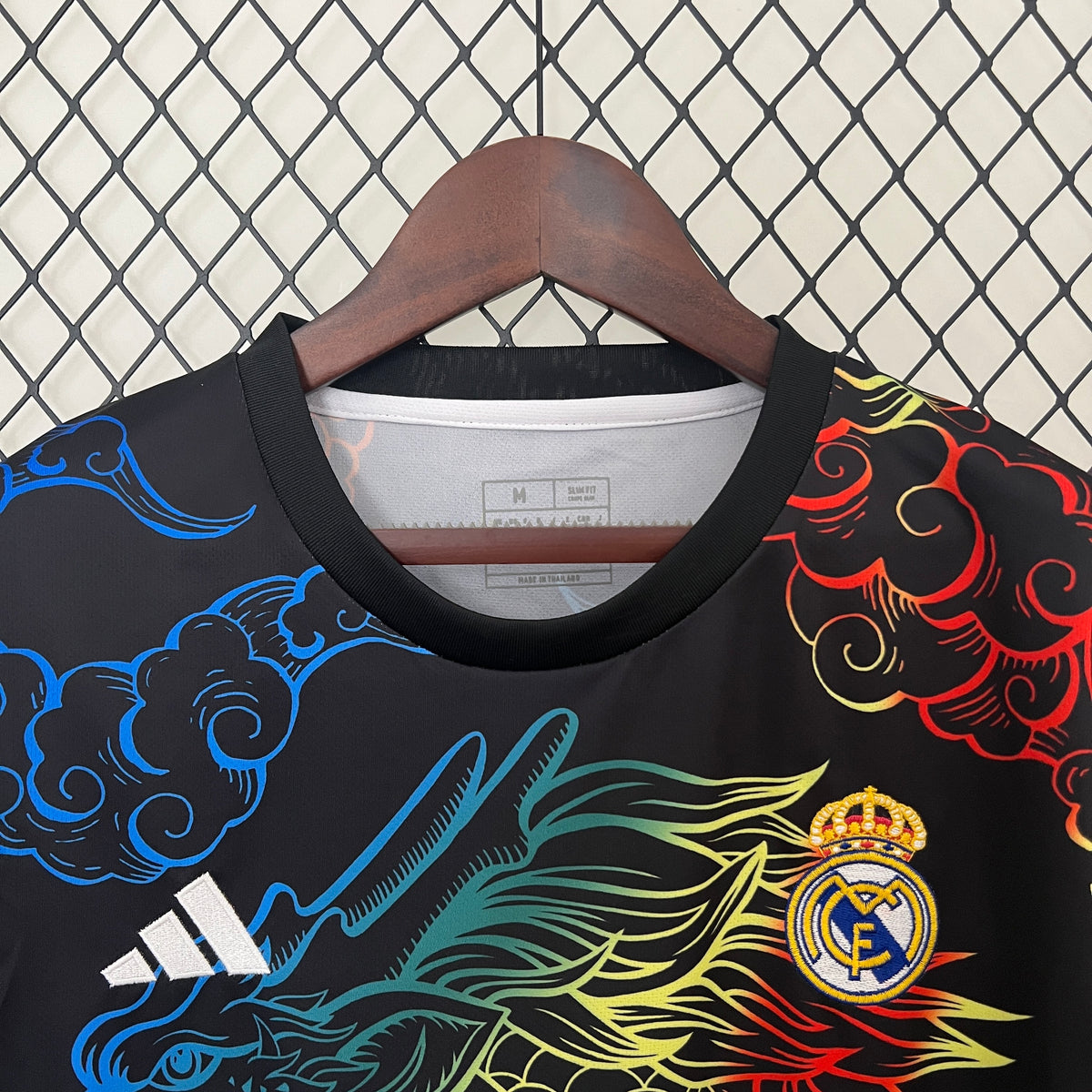EDICIÓN ESPECIAL 2024/25 · real madrid · Vista y detalles