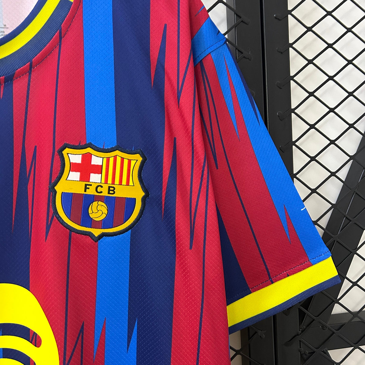EDICIÓN ESPECIAL 2024/25 · barcelona · Vista y detalles