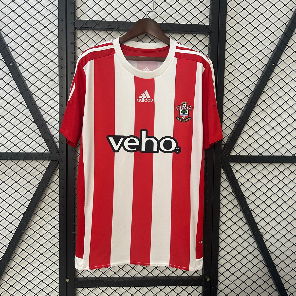 LOCAL 2015/16 · southampton · Vista y detalles