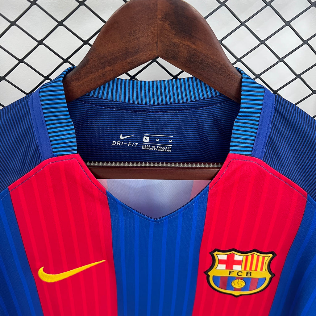 LOCAL 2014/15 · barcelona · Vista y detalles