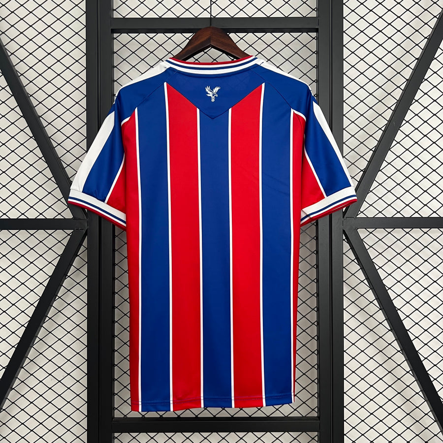 LOCAL 2025/26 · crystal palace · Vista trasera