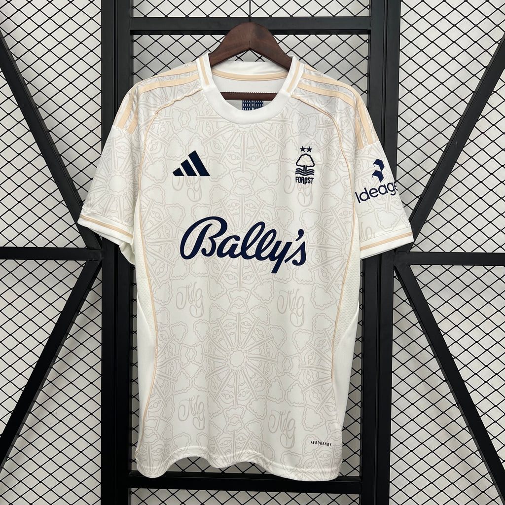 VISITANTE 2025/26 · nottingham forest · Vista y detalles