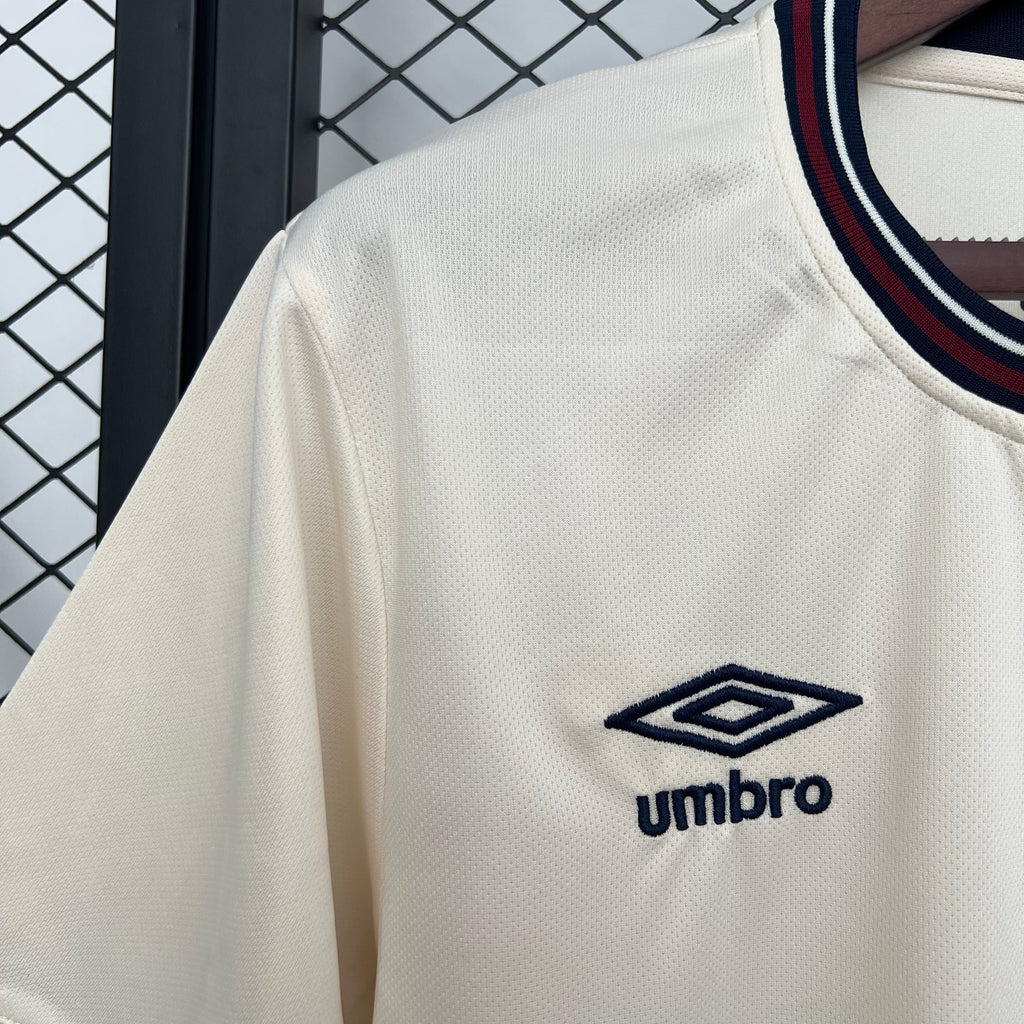 VISITANTE 2025/26 · west ham united · Vista y detalles