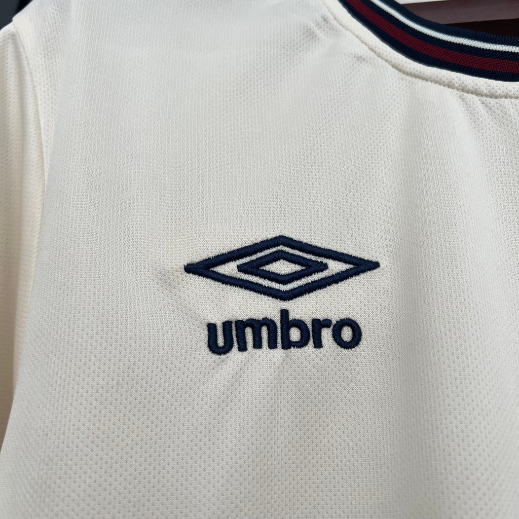 VISITANTE 2025/26 · west ham united · Vista y detalles