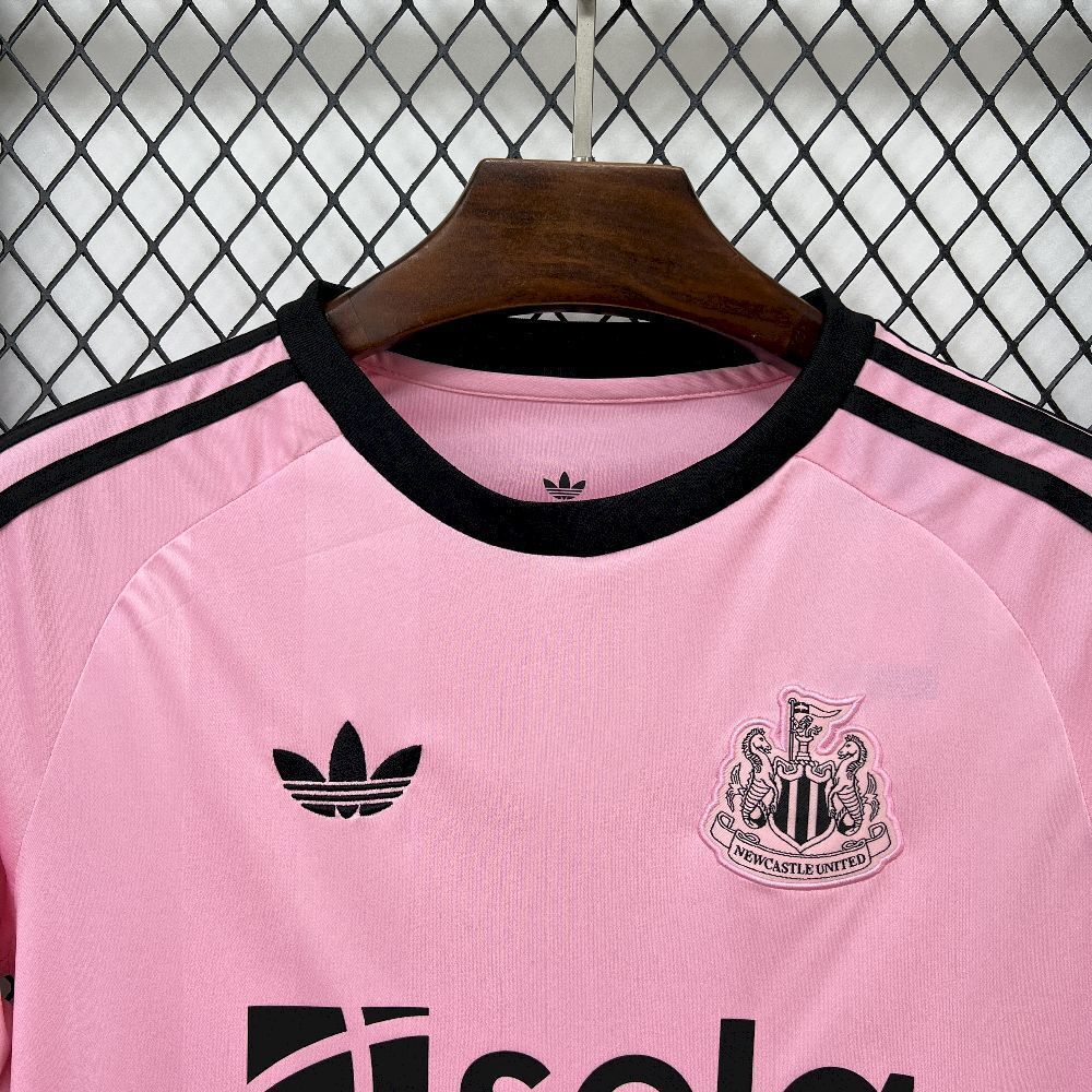 PORTERO 2025/26 · newcastle united · Vista y detalles