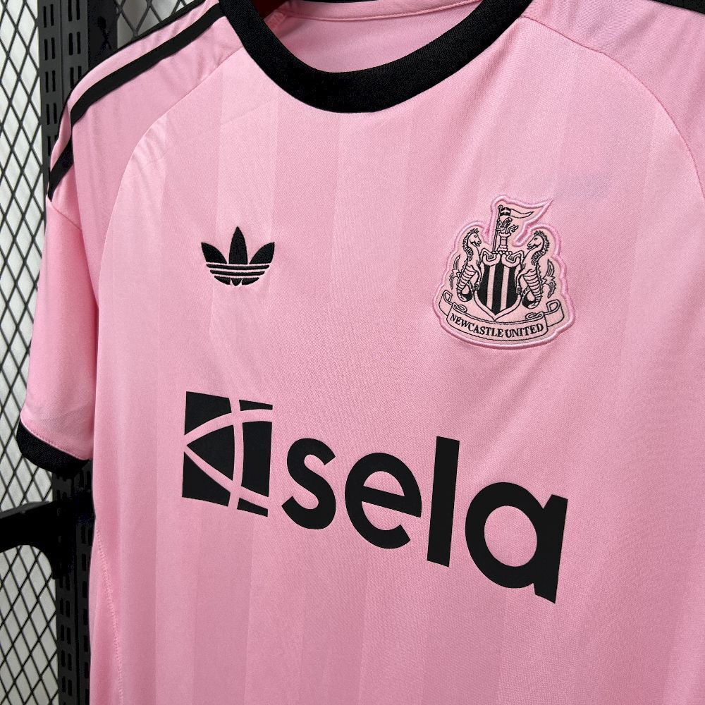 PORTERO 2025/26 · newcastle united · Vista y detalles