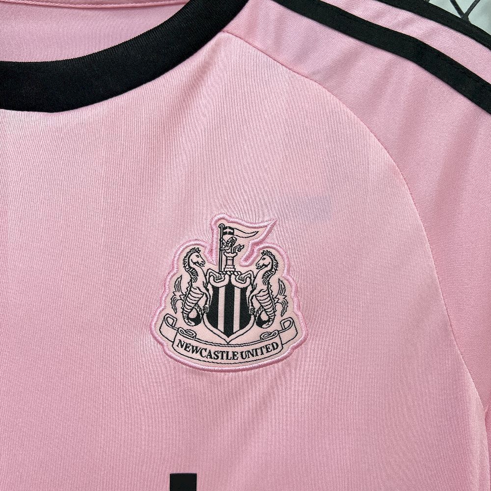 PORTERO 2025/26 · newcastle united · Vista y detalles