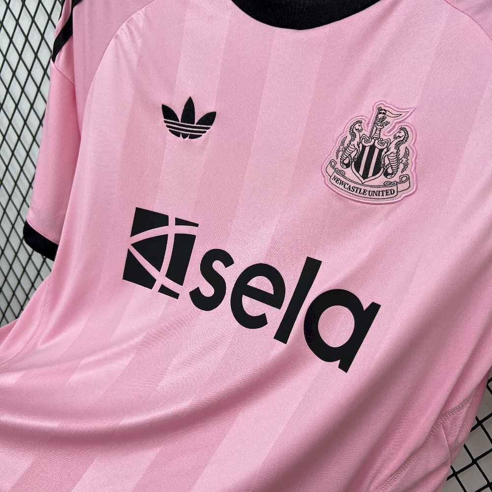PORTERO 2025/26 · newcastle united · Vista y detalles
