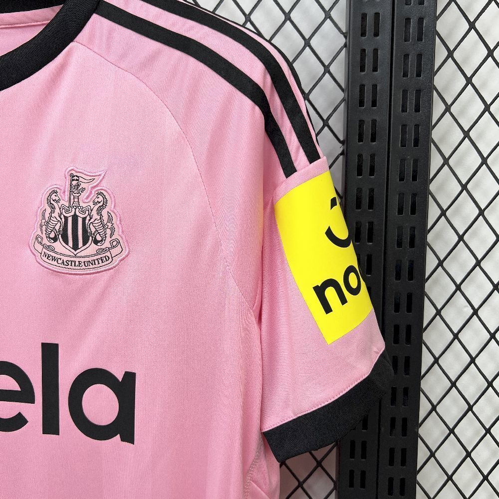 PORTERO 2025/26 · newcastle united · Vista y detalles