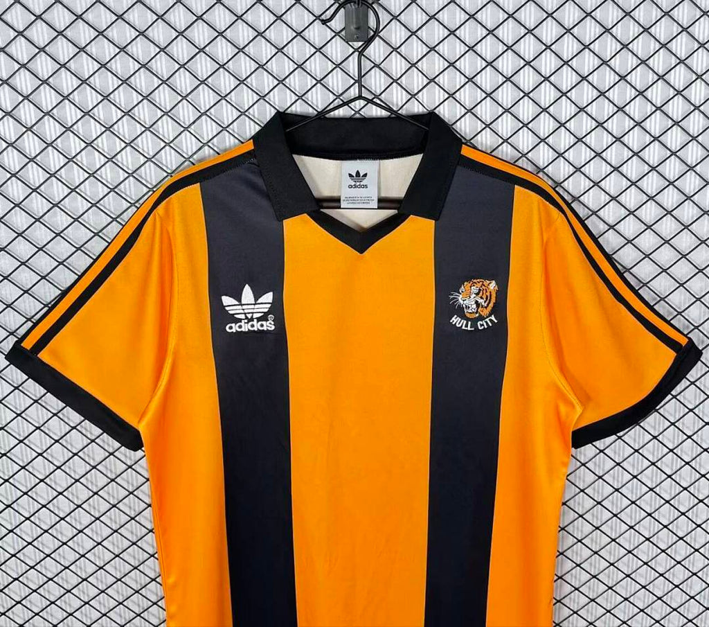 LOCAL 1981/82 · hull city · Vista y detalles