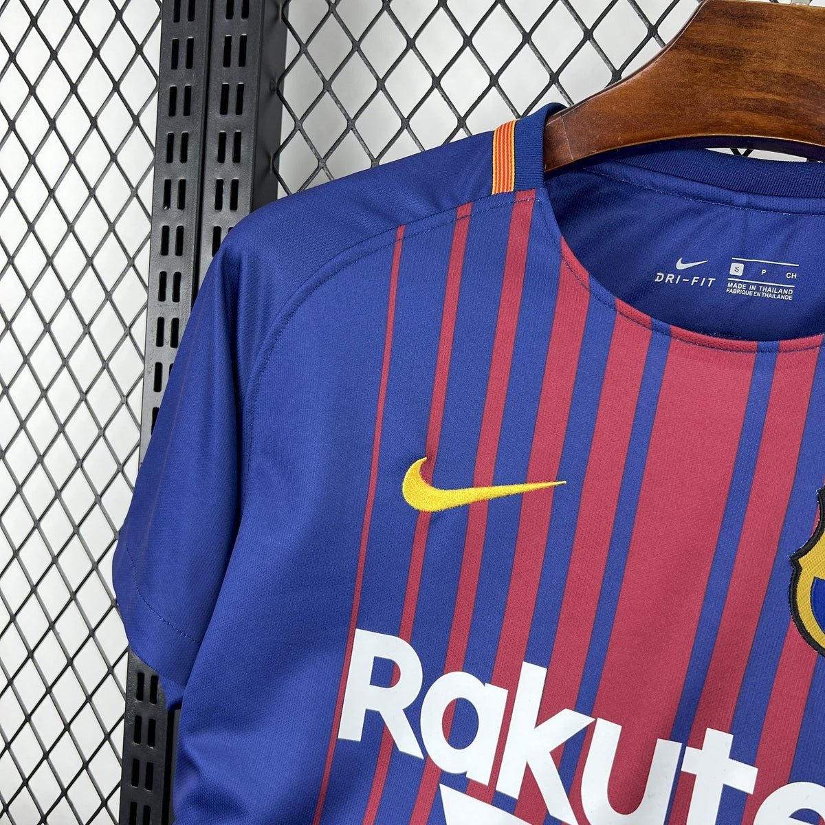 LOCAL 2017/18 · barcelona · Vista y detalles