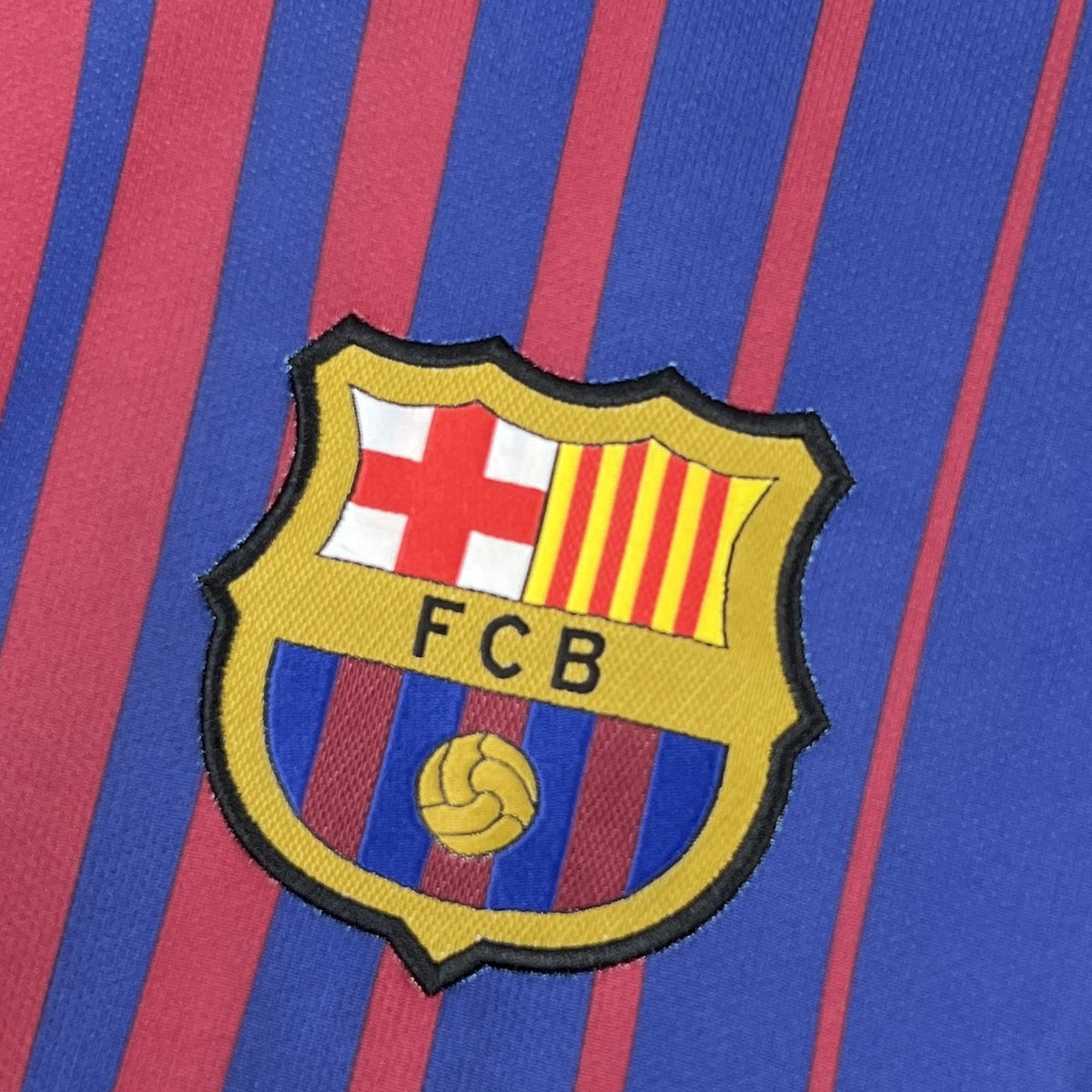 LOCAL 2017/18 · barcelona · Vista y detalles