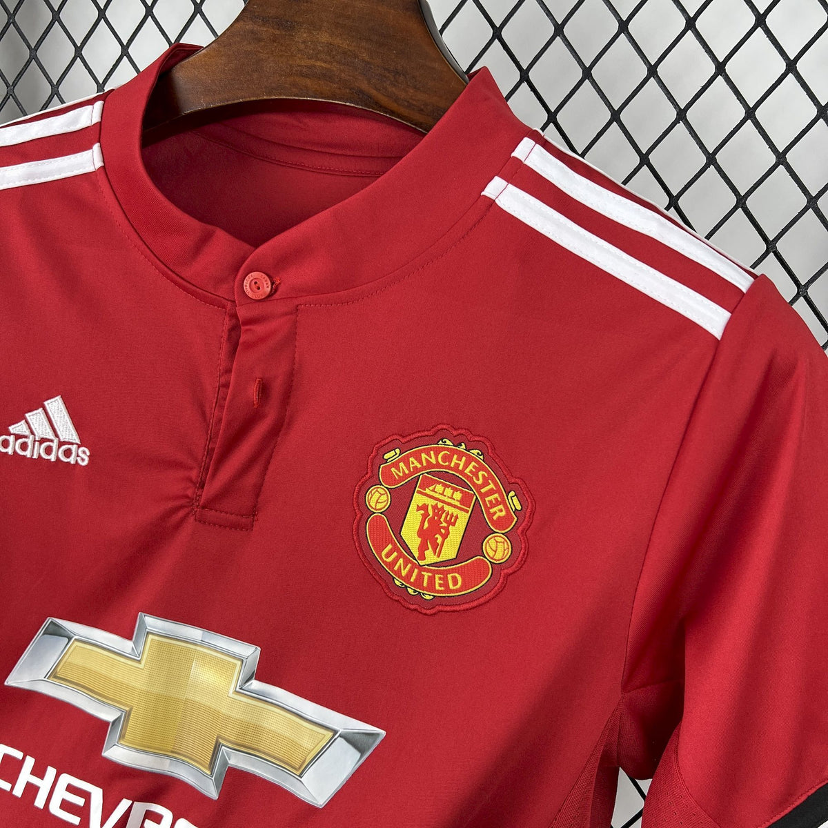 LOCAL 2016/17 · manchester united · Vista y detalles