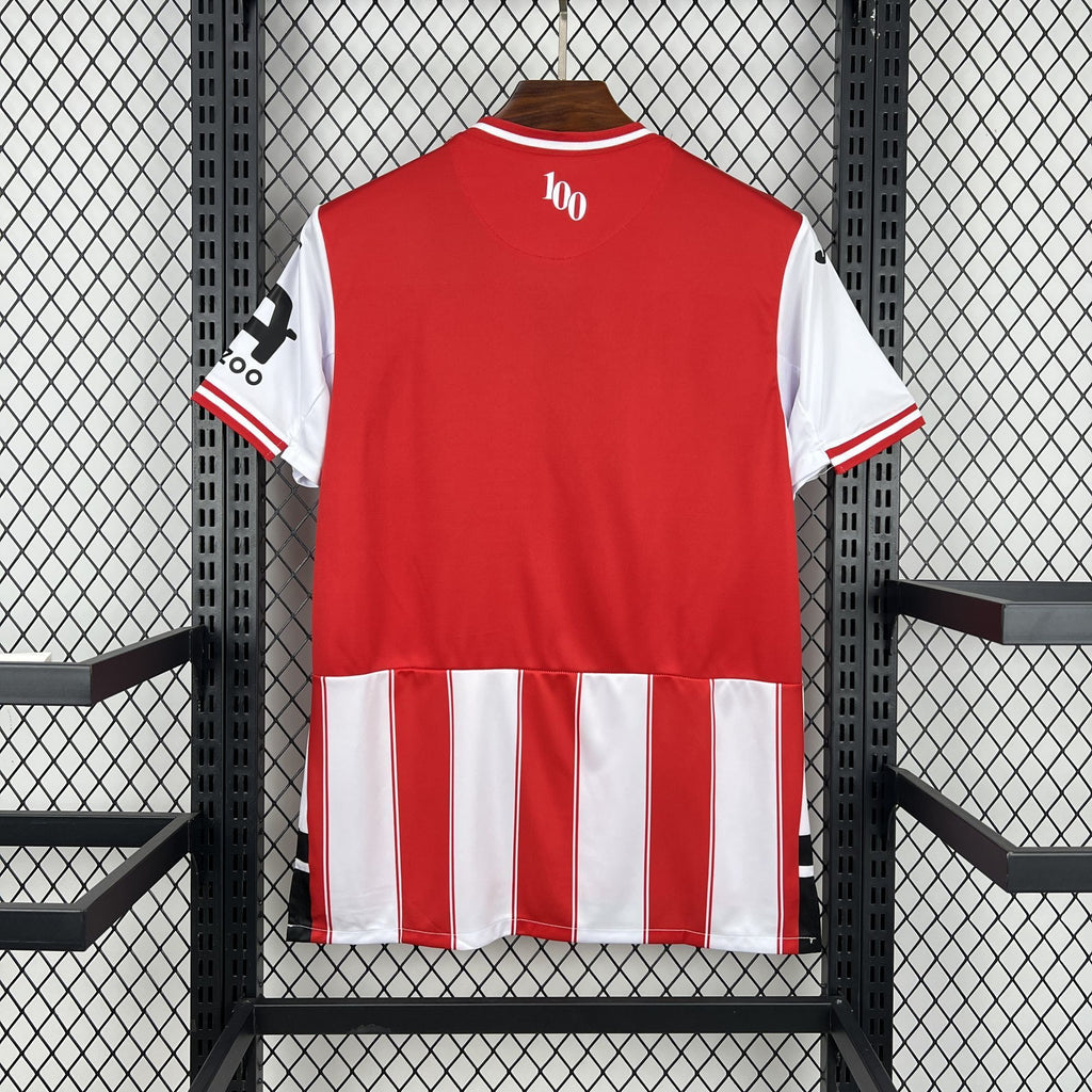 LOCAL 2025/26 · brentford · Vista trasera