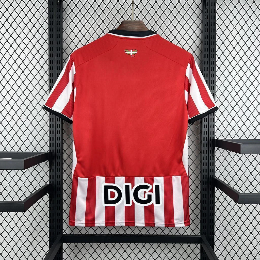 LOCAL 2026/27 · athletic club · Vista trasera