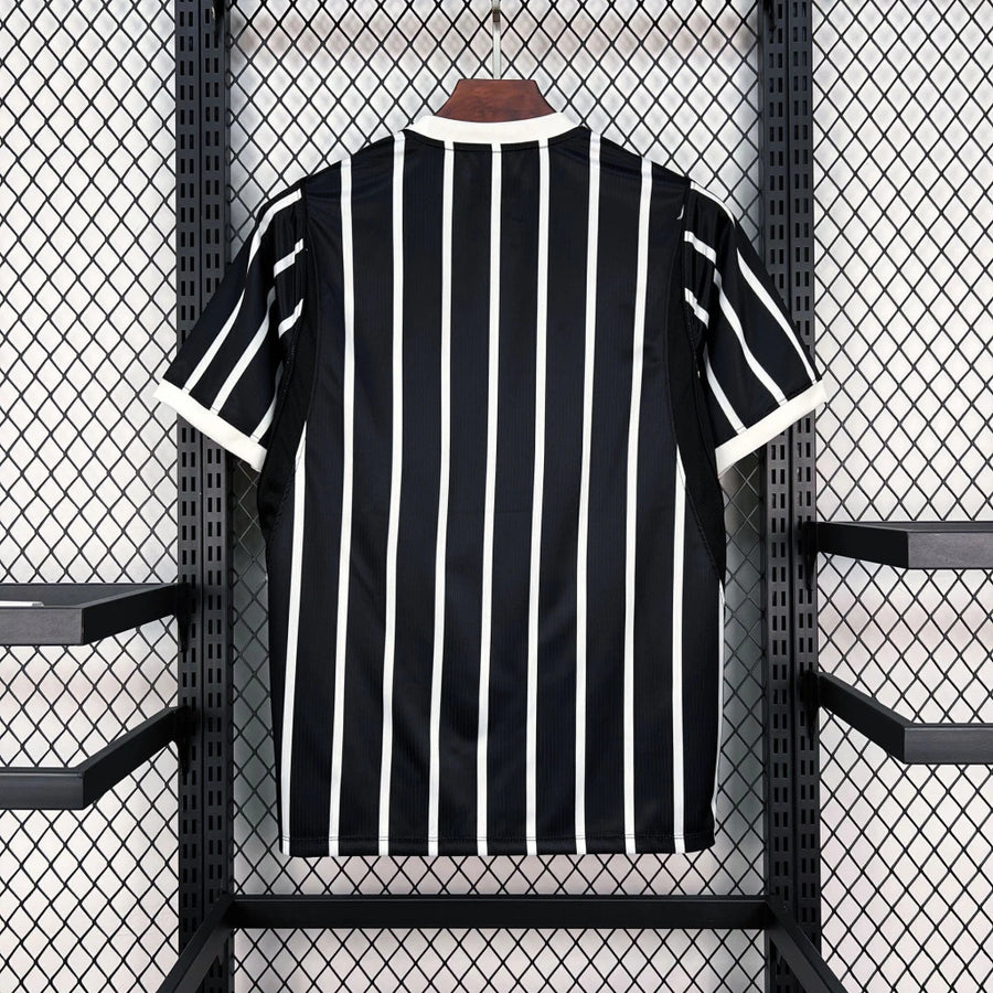 VISITANTE 2026/27 · corinthians · Vista trasera