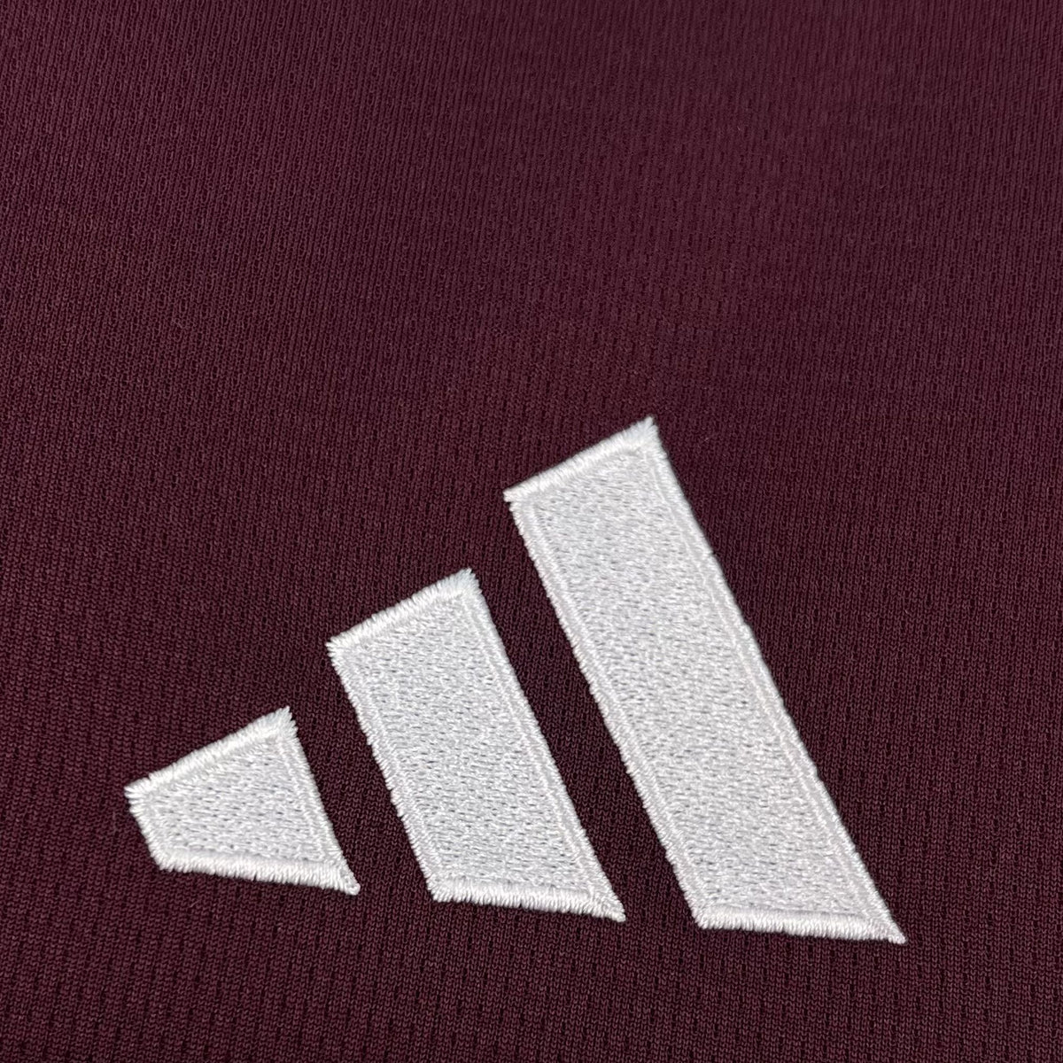 LOCAL 2026/27 · aston villa · Vista y detalles