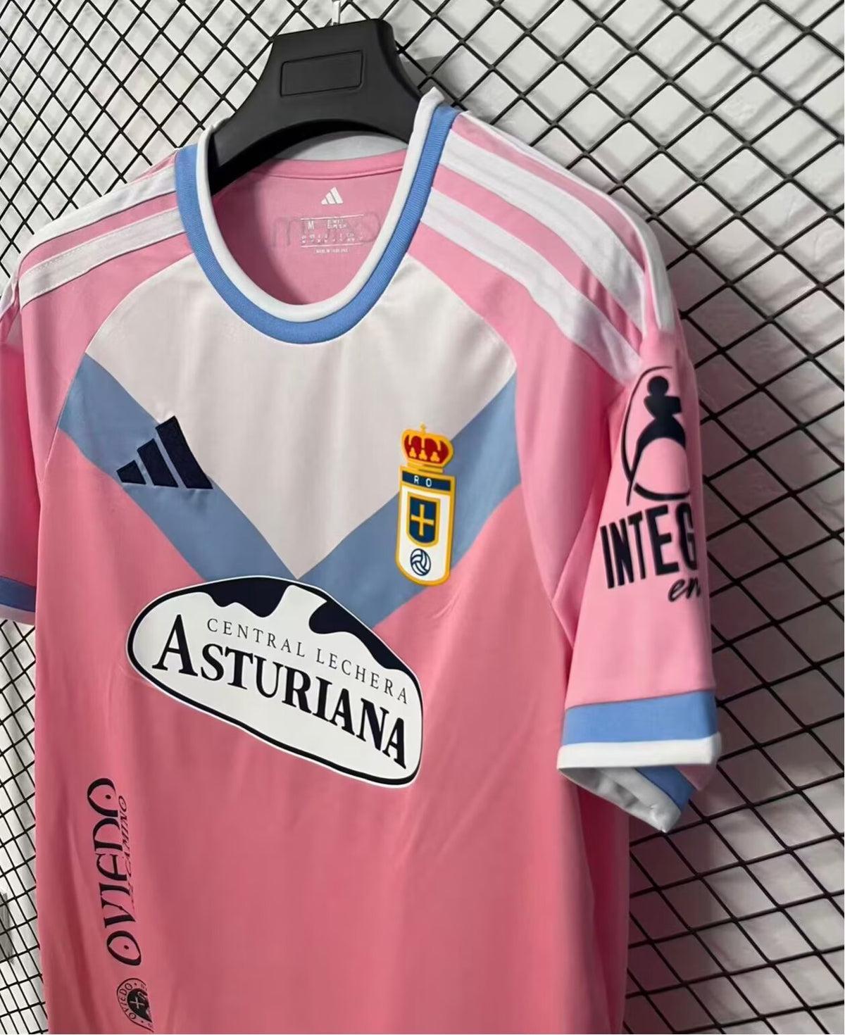 EDICIÓN ESPECIAL 2026/27 · real oviedo · Vista y detalles