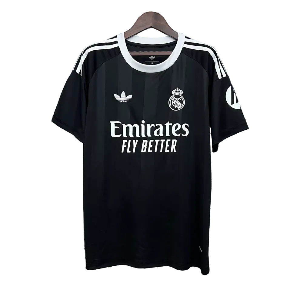 Real Madrid · EDICIÓN ESPECIAL 2025/26 · Manga corta · FAN